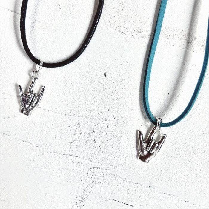 ILY Necklace Suede Silver